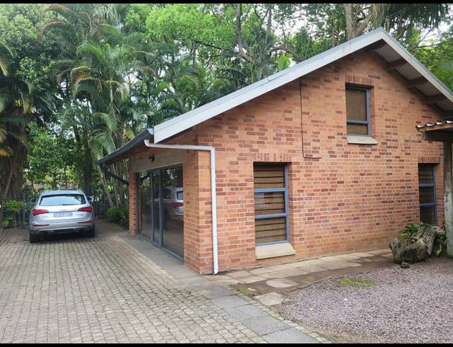 90M² OFFICE TO LET IN DAWNCLIFFE